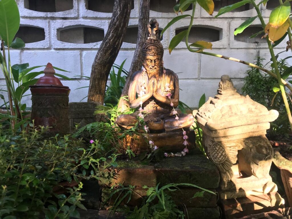 タイマッサージのマントラと仏教